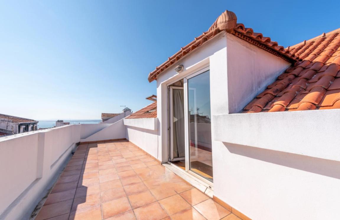 Guestready - Rare Terrace Apt, Historic Center Lisboa Exterior foto